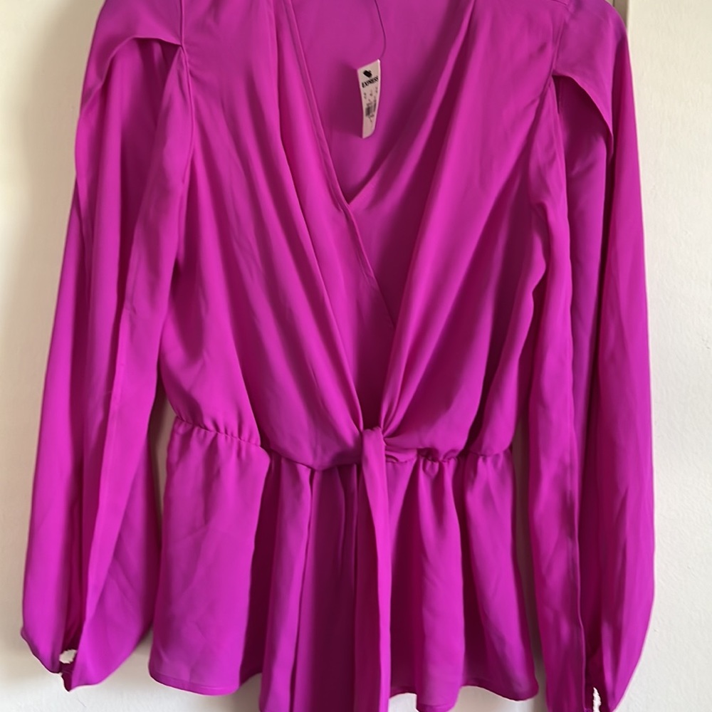 NWT Express fuchsia blouse - Picture 5 of 5